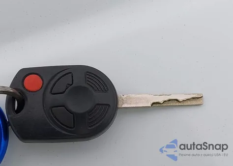 2013 Ford Escape S из США, поврежденный, VIN 1FMCU0F71DUB96837